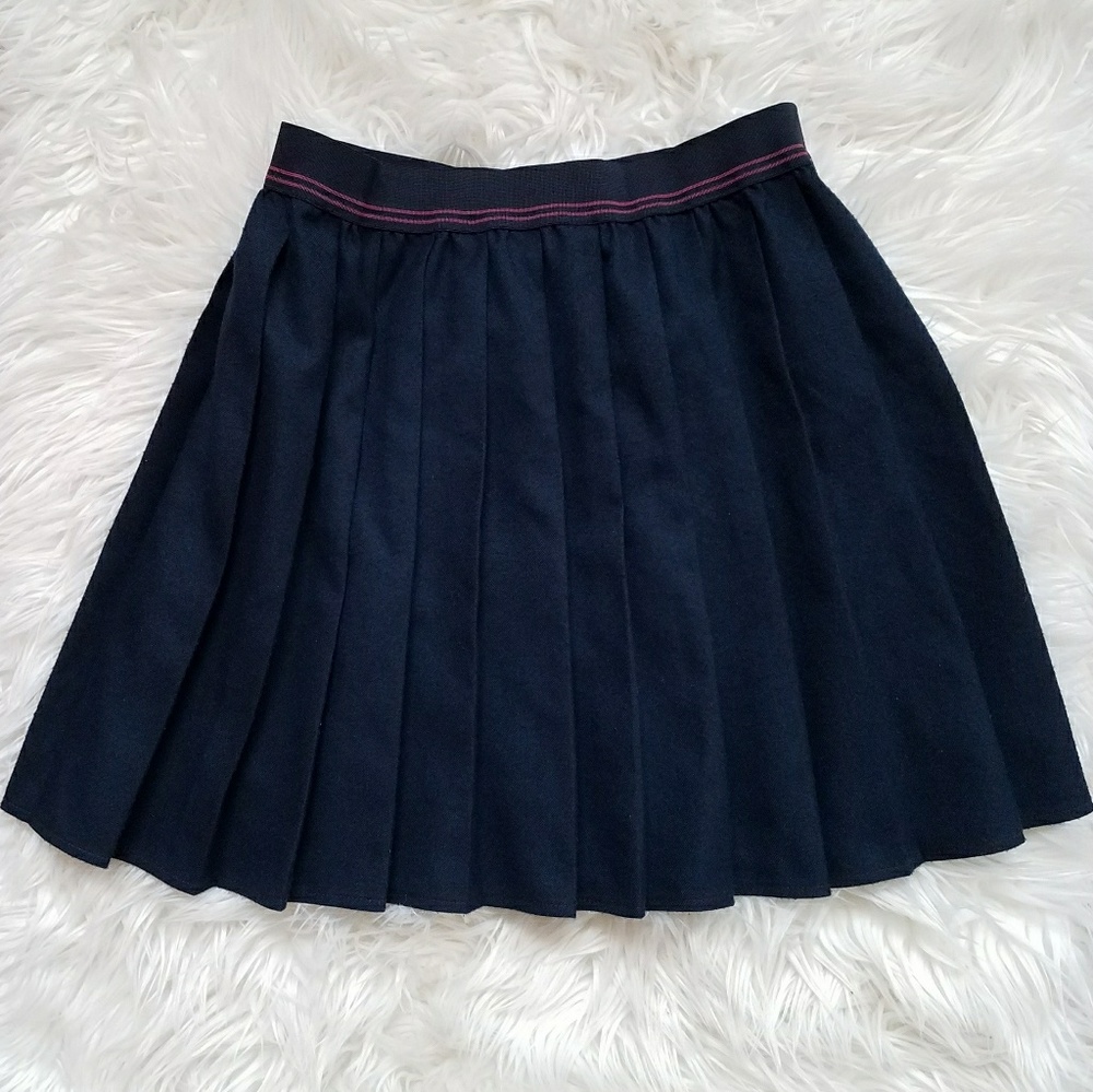 A&F pleated skirt